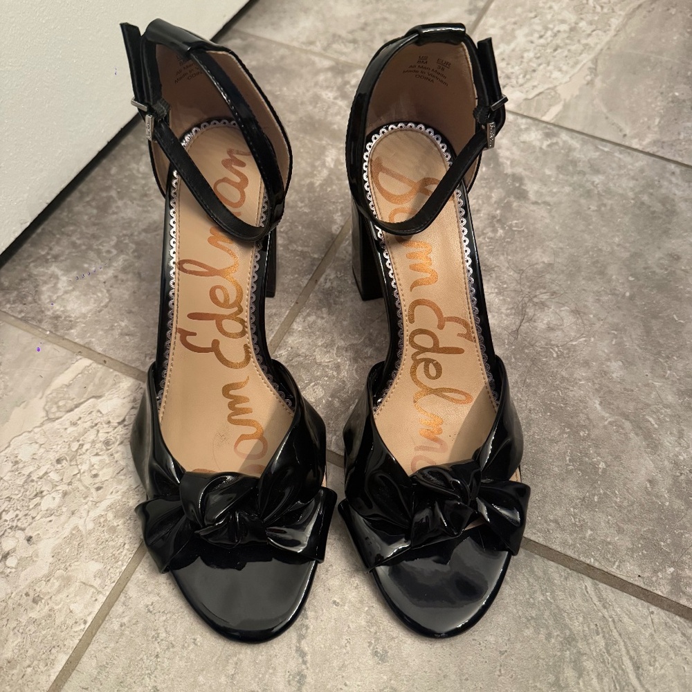 Sam Edelman black patent sandals with heel and bow